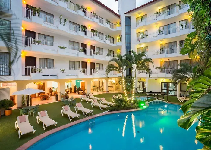 Cheap hotel: Los Arcos Suites